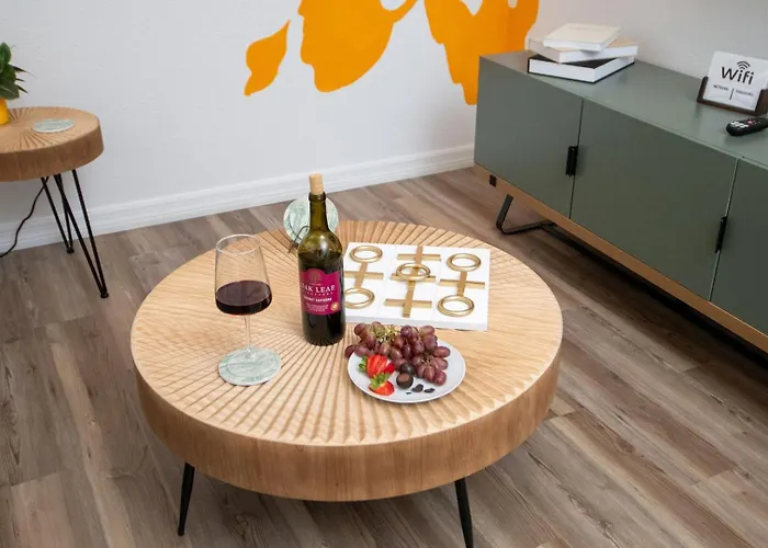 Apartment Coastal • Private Yard + Grill & Games